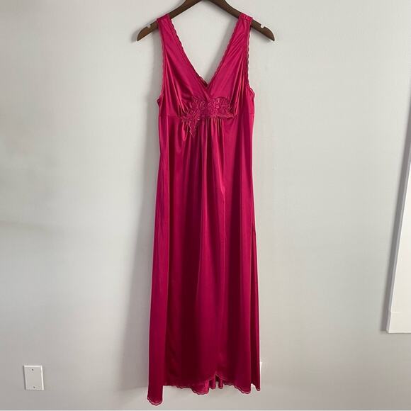 Vanity Fair | Vintage Raspberry Red Night Gown Intimates Maxi Slit Nighty Dress - Picture 4 of 8
